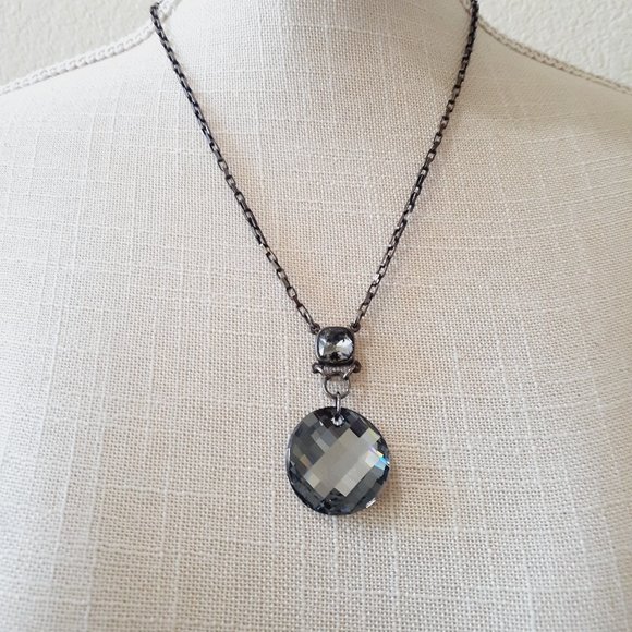 Yolanta Collection Crystal Necklace - Picture 1 of 7